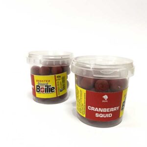 Boosted boilie 90 g - Cranberry squid (Brusnica i Lignja)