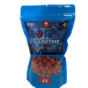 Q Enzyme Boilie 1kg - J1 (Strawberry Jam)